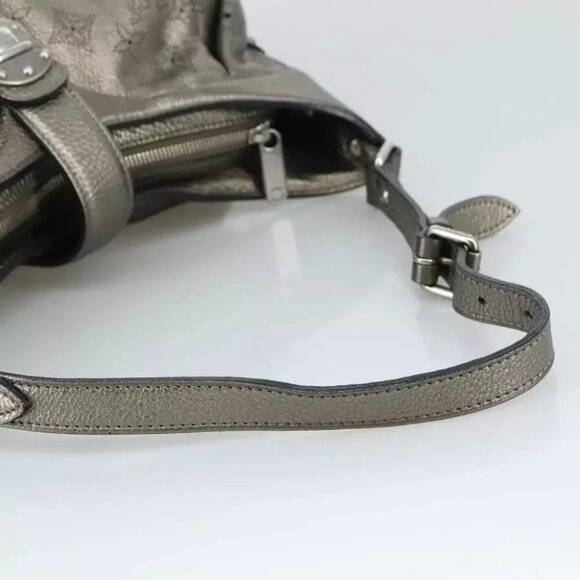 LOUIS VUITTON Monogram Mahina XS Shoulder Bag Bronze M95717 LV Auth yk16691 - Picture 5 of 16